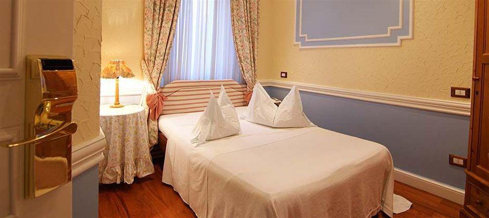 Hotel Marghera ローマ エクステリア 写真