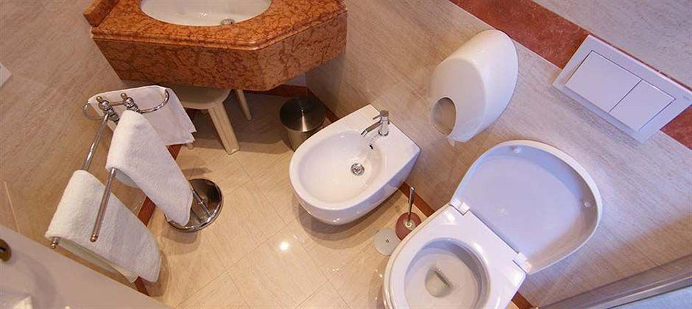 Hotel Marghera ローマ エクステリア 写真